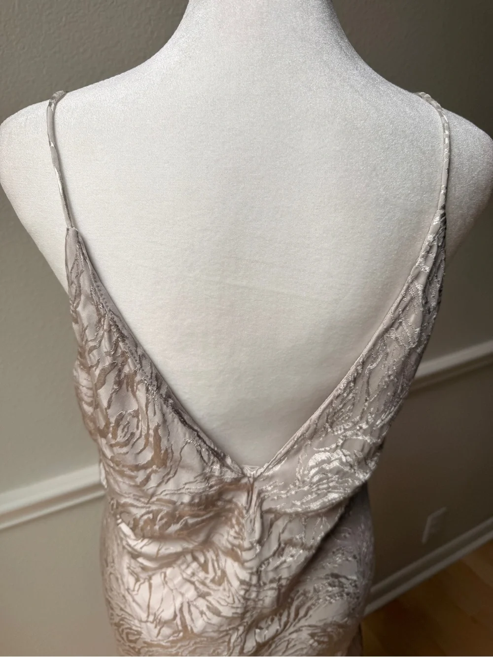 H&M Jacquard Slip‎ Dress Satin V-Neck Midi Champagne Beige Fairy Minimalist